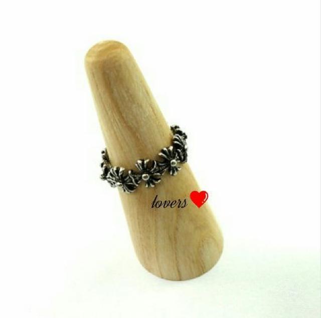 送料無料21号クロムシルバークロス十字架フープリング指輪 < 男性アクセサリー/時計  送料無料21号クロムシルバークロス十字架フープリング指輪 < 男性アクセサリー/時計の