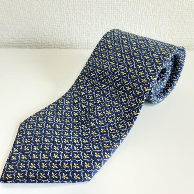 i@Egregio@lN^C   jt@bV 