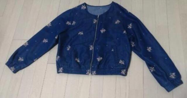 特価極美品 軽量素敵重宝ブルゾンジャンパージャケットノーカラー 脚長効果抜群 < 女性ファッション  特価極美品 軽量素敵重宝ブルゾンジャンパージャケットノーカラー 脚長効果抜群 < 女性ファッションの