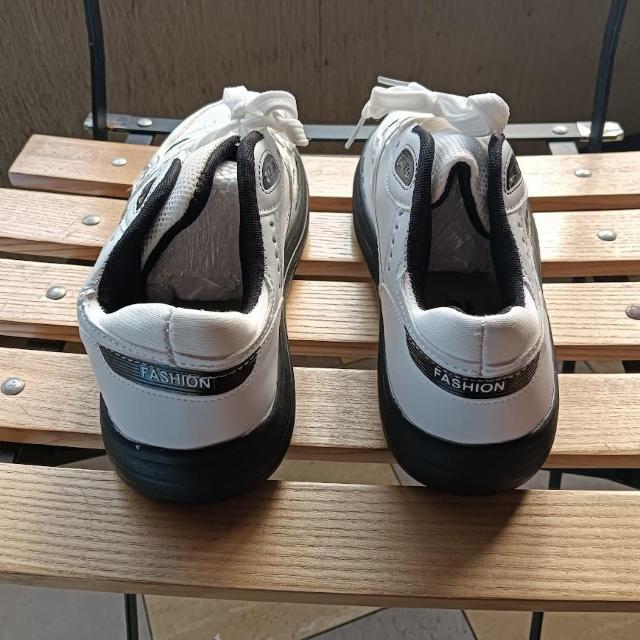 �V�i 23.5cm ���f�B�[�X �X�j�[�J�[ �z���C�g �V���[�Y �C ���[�J�b�g �� �����t�@�b�V������ 