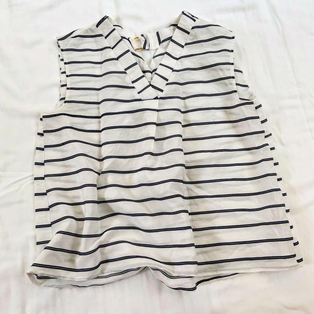 SIMPLICITEu₩{[_[obNxgvI[o[ 