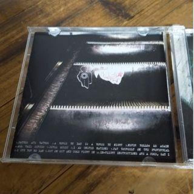 中古CD Yes! Tinnitus!/Shooting At Unarmed Men < CD/DVD/ビデオ  中古CD Yes! Tinnitus!/Shooting At Unarmed Men < CD/DVD/ビデオの
