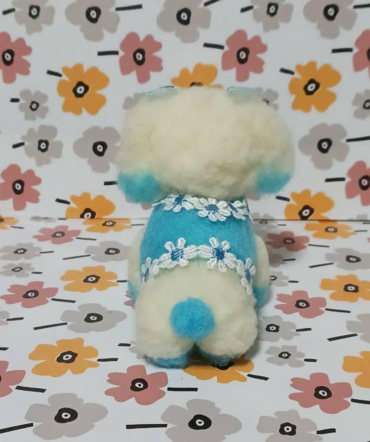 羊毛フェルトのスカイ色の服を着た可愛いマルチーズ 餌付き < ペット/手芸/園芸 羊毛フェルトのスカイ色の服を着た可愛いマルチーズ 餌付き < ペット/手芸/園芸の
