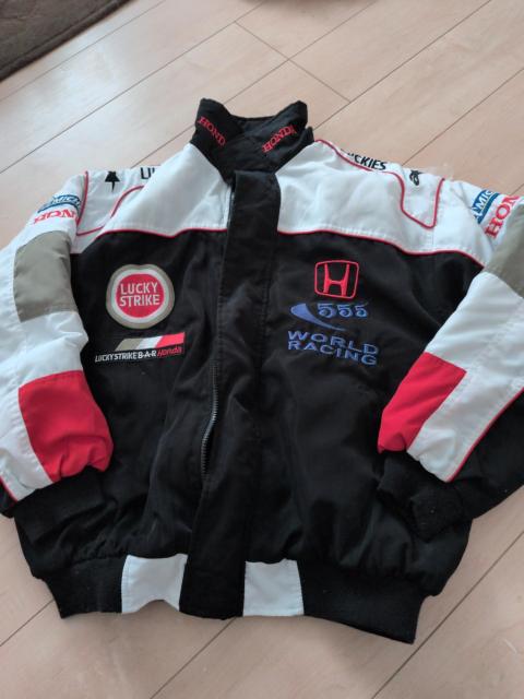 HONDA BAR F1 ���[�V���O�W���P�b�g LUCKY STRIKE  �� �j���t�@�b�V������ 
