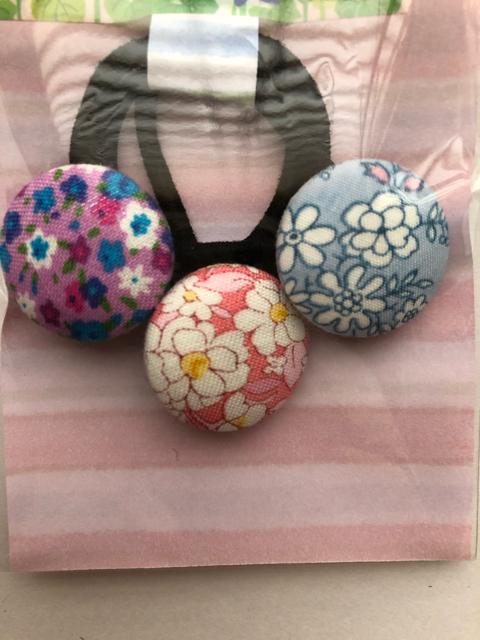 ハンドメイド ヘアゴム くるみボタンセット プレゼント♪ < 女性ファッション  ハンドメイド ヘアゴム くるみボタンセット プレゼント♪ < 女性ファッションの