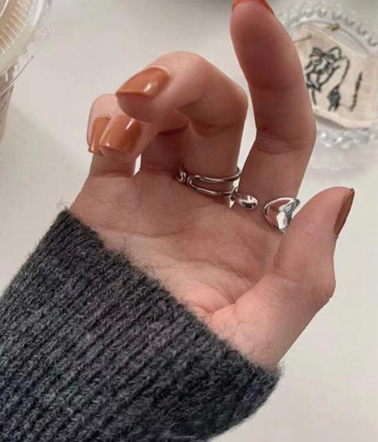 クールデザインリング2点セット < 女性アクセサリー/時計 クールデザインリング2点セット < 女性アクセサリー/時計の