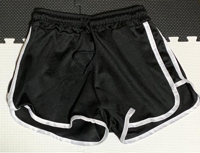 ライン入り ショートパンツ < 女性ファッション  ライン入り ショートパンツ  < 女性ファッションの