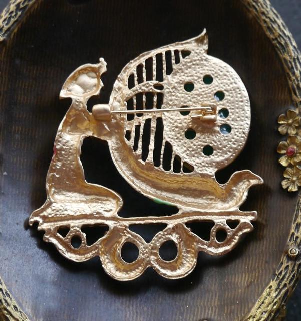 新品アンティーク調ストーン古代エジプトブローチ < 女性アクセサリー/時計 新品アンティーク調ストーン古代エジプトブローチ < 女性アクセサリー/時計の