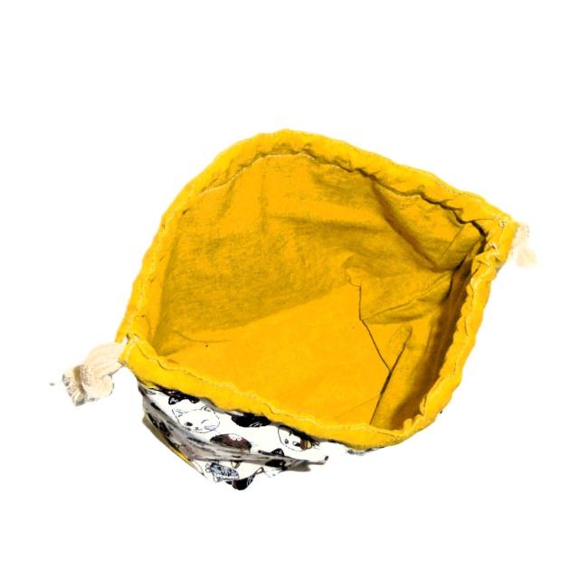 【底マチ幅が広い巾着】◆日本猫◆日本のねこちゃん図鑑×黄色地◆裏地あり巾着 < 女性ファッション 【底マチ幅が広い巾着】◆日本猫◆日本のねこちゃん図鑑×黄色地◆裏地あり巾着 < 女性ファッションの