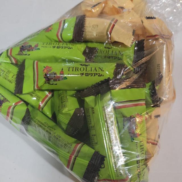 チロリアン こわれ詰め合わせ < グルメ/ドリンク チロリアン こわれ詰め合わせ < グルメ/ドリンクの