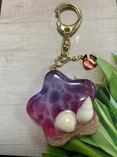 ハンドメイド レジン 星の型のシャカシャカキーホルダー 海バージョン ピンクと紫グラデーション < 女性ファッション  ハンドメイド レジン 星の型のシャカシャカキーホルダー 海バージョン ピンクと紫グラデーション  < 女性ファッションの