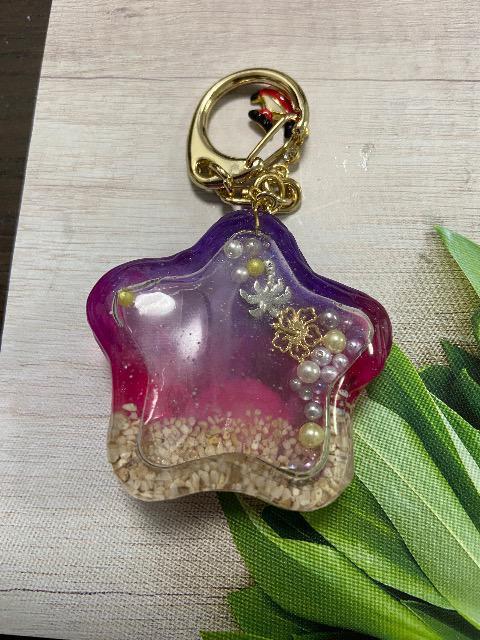 ハンドメイド レジン 星の型のシャカシャカキーホルダー 海バージョン ピンクと紫グラデーション < 女性ファッション  ハンドメイド レジン 星の型のシャカシャカキーホルダー 海バージョン ピンクと紫グラデーション < 女性ファッションの