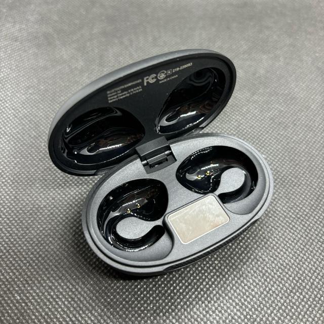  BLUETOOTH EARPHONES [dP[X̂ A2  Ɠd/AV 