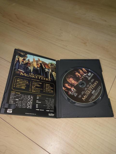 三銃士●キーファー・サザーランド チャーリー・シーン クリス・オドネル < CD/DVD/ビデオ  三銃士●キーファー・サザーランド チャーリー・シーン クリス・オドネル < CD/DVD/ビデオの