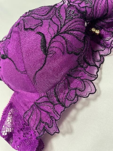 ♯新品♯ラメ 刺繍 アンダーレース ブラ B75 < 女性ファッション  ♯新品♯ラメ 刺繍 アンダーレース ブラ B75 < 女性ファッションの