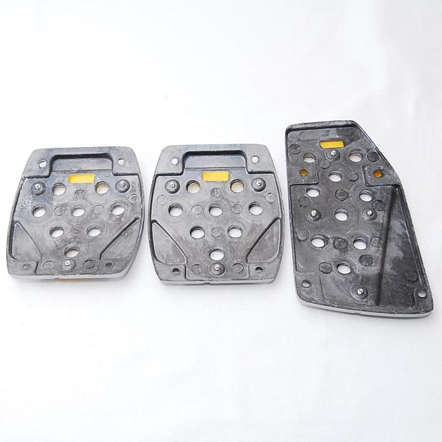 アルミ製 ノンスリップ スポーツペダルパッド イエロー MT用 3個セット 汎用 ペダルカバー マニュアル ミッション 黄 < 自動車/バイク アルミ製 ノンスリップ スポーツペダルパッド イエロー MT用 3個セット 汎用 ペダルカバー マニュアル ミッション 黄 < 自動車/バイク