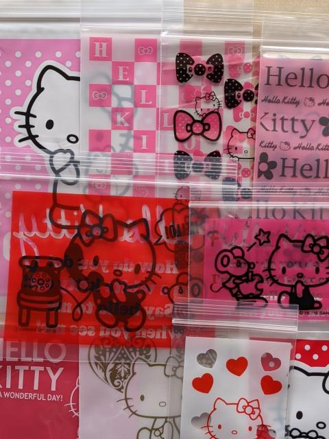 ハローキティ袋10枚セット チャック付き袋 リボン ピンク < おもちゃ ハローキティ袋10枚セット チャック付き袋 リボン ピンク < おもちゃの