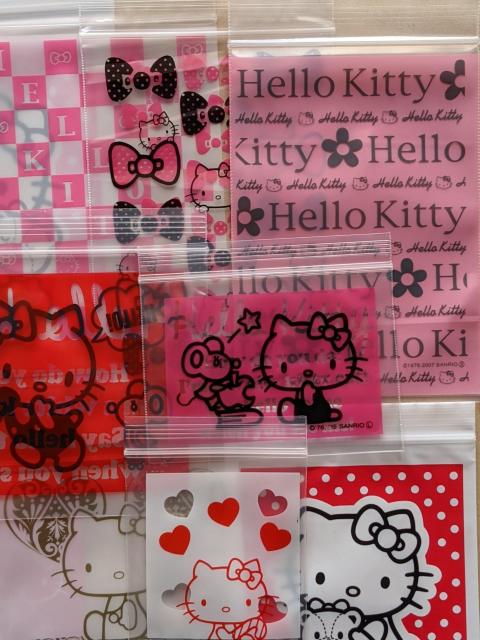 ハローキティ袋10枚セット チャック付き袋 リボン ピンク < おもちゃ ハローキティ袋10枚セット チャック付き袋 リボン ピンク < おもちゃの