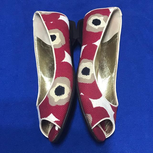 正規品 D&G ドルチェ&ガッバーナ 花柄 オープントーパンプス 36 23.5cm位 < ブランド 正規品 D&G ドルチェ&ガッバーナ 花柄 オープントーパンプス 36 23.5cm位 < ブランドの