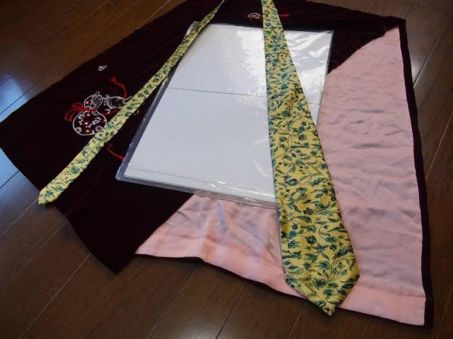 DRY CLEAN ONLYの100%PURE SILKのネクタイ!。 < 男性ファッション DRY CLEAN ONLYの100%PURE SILKのネクタイ!。 < 男性ファッションの