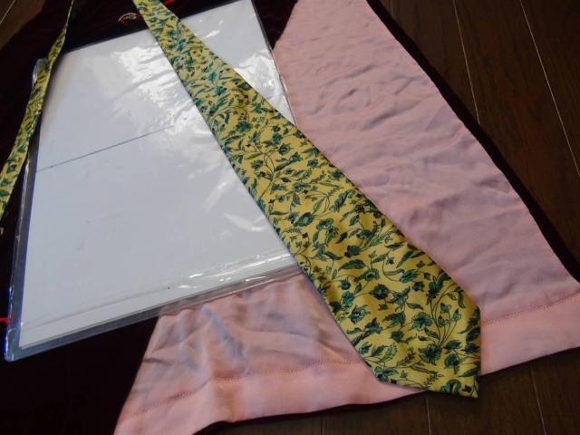 DRY CLEAN ONLYの100%PURE SILKのネクタイ!。 < 男性ファッション DRY CLEAN ONLYの100%PURE SILKのネクタイ!。 < 男性ファッションの