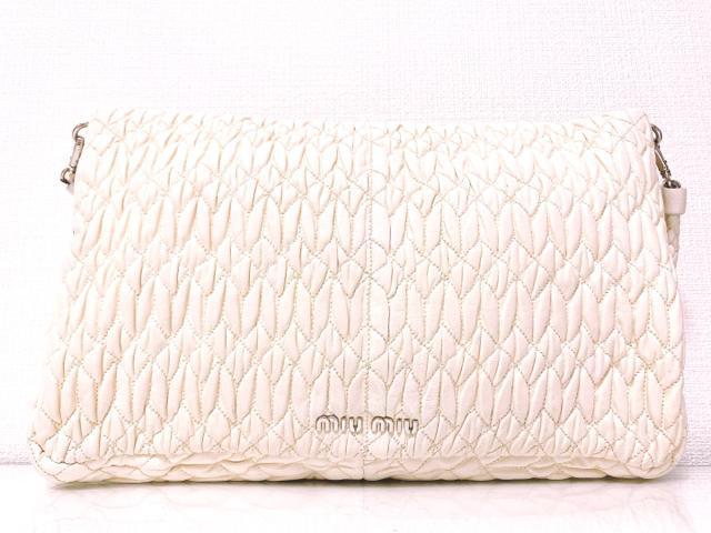 miumiuナッパクリスタルビジューハンドバッグクラッチパーティーホワイトシルバーミュウミュウラム白bagpartyNAPPA < ブランド miumiuナッパクリスタルビジューハンドバッグクラッチパーティーホワイトシルバーミュウミュウラム白bagpartyNAPPA < ブランドの