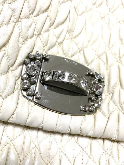 miumiuナッパクリスタルビジューハンドバッグクラッチパーティーホワイトシルバーミュウミュウラム白bagpartyNAPPA < ブランド miumiuナッパクリスタルビジューハンドバッグクラッチパーティーホワイトシルバーミュウミュウラム白bagpartyNAPPA < ブランドの