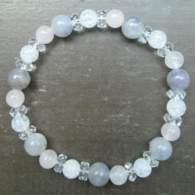 アイオライトxローズクォーツxクラック水晶ブレスレット 天然石 パワーストーン < 女性アクセサリー/時計 アイオライトxローズクォーツxクラック水晶ブレスレット 天然石 パワーストーン < 女性アクセサリー/時計の