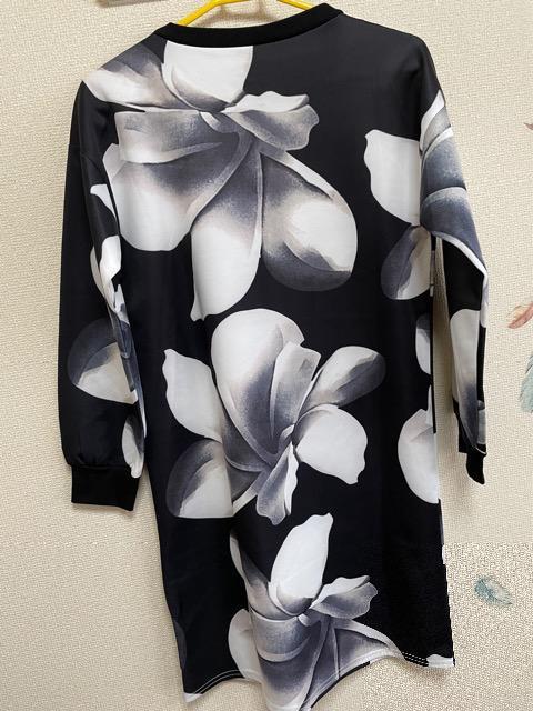 新品.未使用.長袖.大花柄ワンピース < 女性ファッション  新品.未使用.長袖.大花柄ワンピース < 女性ファッションの