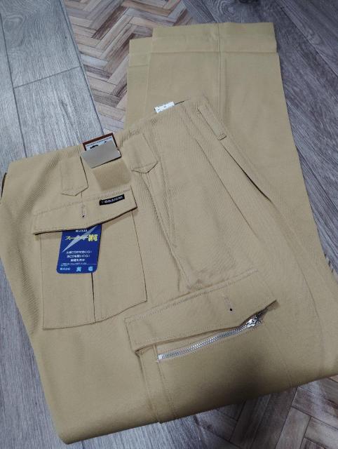 送料込★寅壱【2530.96サンドベージュ】ツータックパワー.105cm < 男性ファッション  送料込★寅壱【2530.96サンドベージュ】ツータックパワー.105cm  < 男性ファッションの