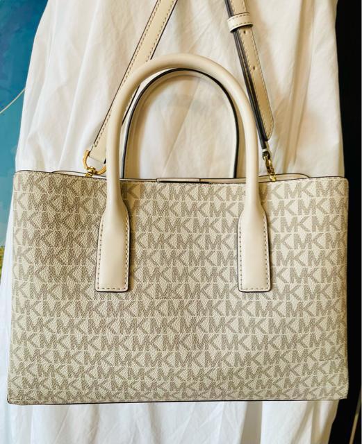 MICHAEL MICHAEL KORS  新作 サッチェル スモール 美品 < ブランド  MICHAEL MICHAEL KORS  新作 サッチェル スモール 美品 < ブランドの