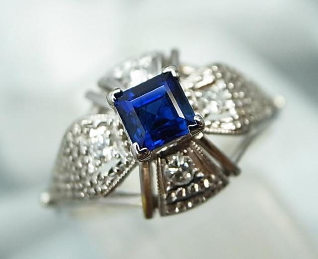 �㎿�ȃT�t�@�C�A�@�N���V�J���Ō��I�ȃf�U�C�� pt�����O 11�����v���`�i��3.5g��3499  �� �����A�N�Z�T���[/���v�� 