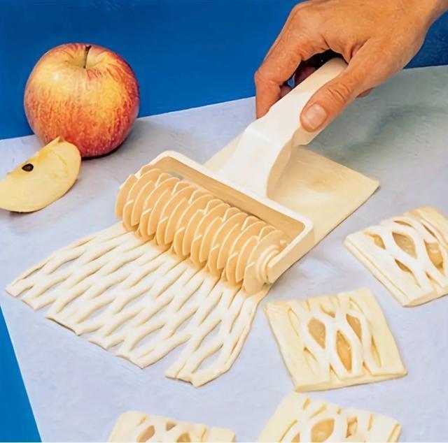 パイ生地ローラー メッシュローラー 編み模様 < インテリア/ライフ パイ生地ローラー メッシュローラー 編み模様 < インテリア/ライフの