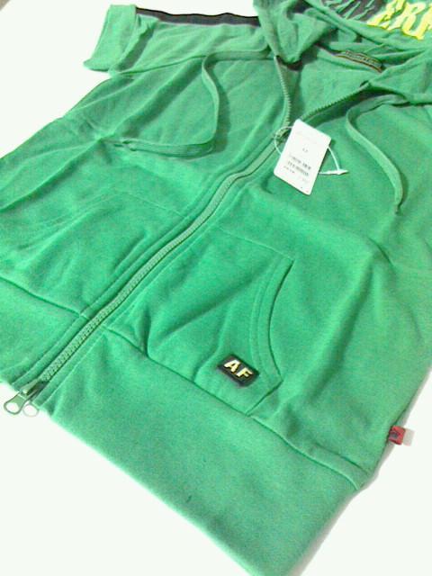 新品<AFロゴフードパーカー>aimerfeel/エメフィール(カットソー/GR)タグ付/定価3045 < 女性ファッション  新品<AFロゴフードパーカー>aimerfeel/エメフィール(カットソー/GR)タグ付/定価3045 < 女性ファッションの