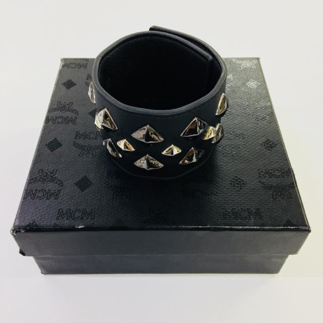 MCM X^bY uXbg oO  uh 