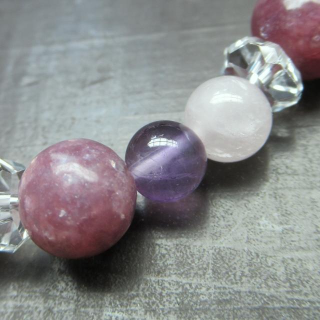 レピドライトxアメジストxローズクォーツブレスレット < 女性アクセサリー/時計  レピドライトxアメジストxローズクォーツブレスレット < 女性アクセサリー/時計の