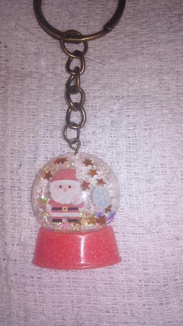 レジン クリスマス スノードーム キーホルダーa サンタさん 星 雪 可愛い < 女性ファッション  レジン クリスマス スノードーム キーホルダーa サンタさん 星 雪 可愛い  < 女性ファッションの