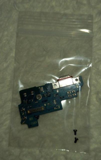 Galaxy A30 hbNRlN^ Type-C USBRlN^ [d|[g  PC{/Ӌ@ 