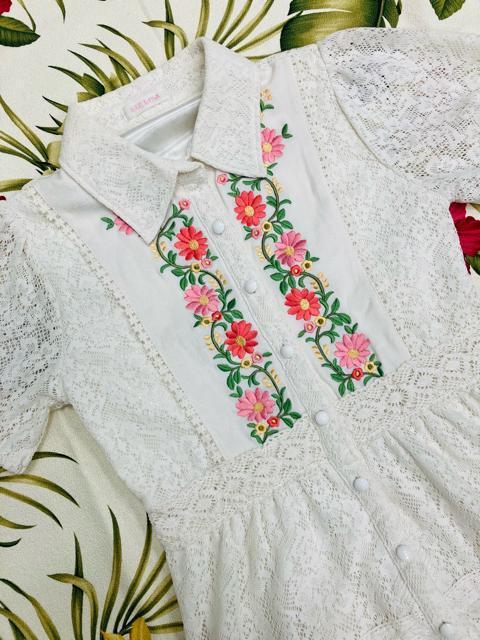 Liz Lisa ホワイト ワンピース チロリアン サイズF < ブランド Liz Lisa ホワイト ワンピース チロリアン サイズF < ブランドの