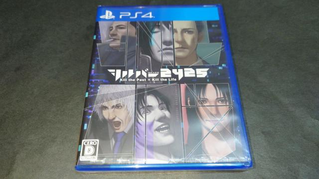 【新品】PS4 シルバー2425 < ゲーム本体/ソフト  【新品】PS4 シルバー2425  < ゲーム本体/ソフトの