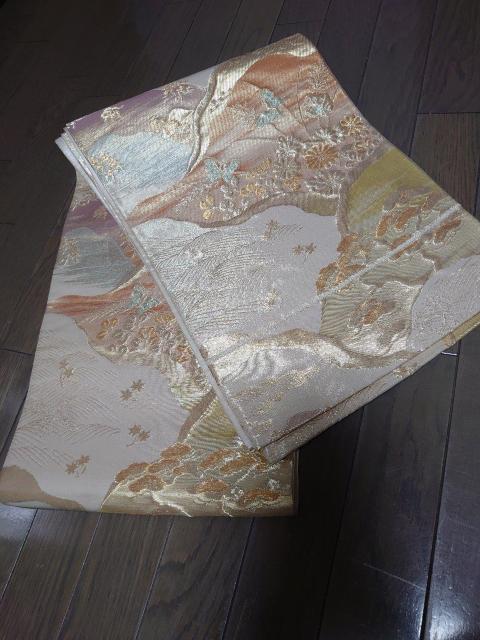 USED、袋帯、六通、ゴールド系に柄、花や蝶、松、山々など < 女性ファッション  USED、袋帯、六通、ゴールド系に柄、花や蝶、松、山々など  < 女性ファッションの