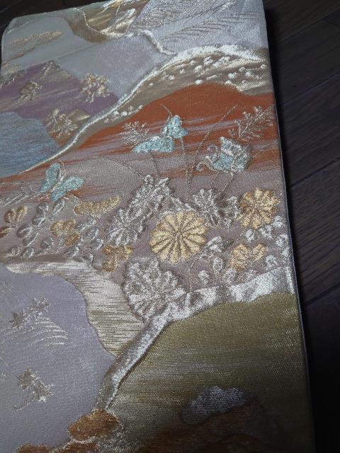 USED、袋帯、六通、ゴールド系に柄、花や蝶、松、山々など < 女性ファッション  USED、袋帯、六通、ゴールド系に柄、花や蝶、松、山々など < 女性ファッションの