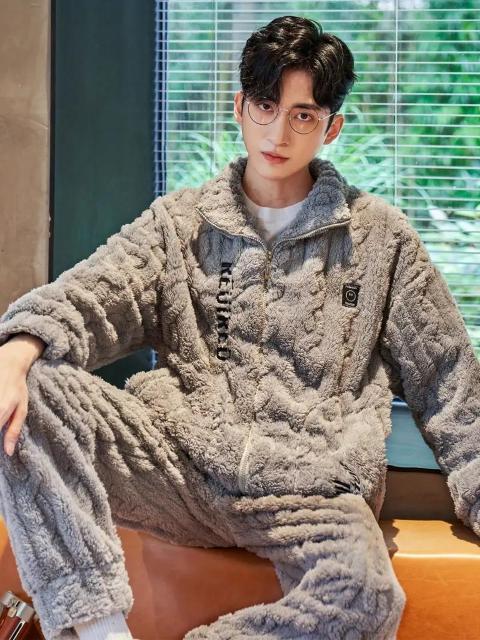 爆ヤス価格3790円★メンズパジャマ ル厚手ベルベットホーーラル  ベルベット ジッパー付き2点セット日本サイズXL) < 男性ファッション  爆ヤス価格3790円★メンズパジャマ ル厚手ベルベットホーーラル  ベルベット ジッパー付き2点セット日本サイズXL) < 男性ファッションの