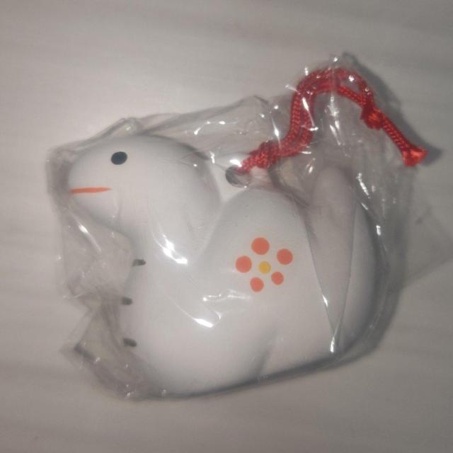 新品 干支置物 (ヘビ) 送料無料 < インテリア/ライフ  新品 干支置物 (ヘビ) 送料無料 < インテリア/ライフの