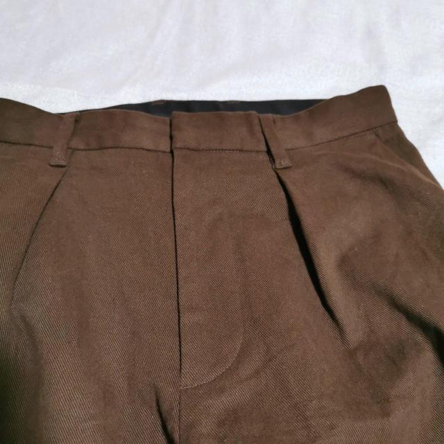URBAN RESEARCH ヘビーツイルストレッチ 1タック ワイドパンツ 1プリーツ チノパン ブラウン ストレート < ブランド  URBAN RESEARCH ヘビーツイルストレッチ 1タック ワイドパンツ 1プリーツ チノパン ブラウン ストレート < ブランドの