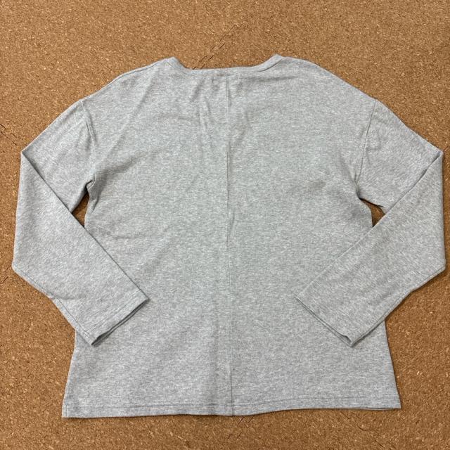 長袖ロンT グレー Vネック 柔らか生地 < 女性ファッション  長袖ロンT グレー Vネック 柔らか生地 < 女性ファッションの