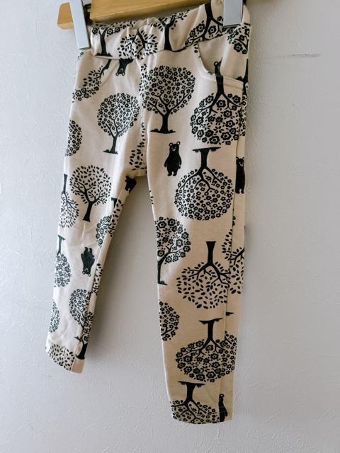 【西松屋 】森の動物柄レギンスパンツ 90cm < キッズ/ベビー 【西松屋 】森の動物柄レギンスパンツ 90cm < キッズ/ベビーの