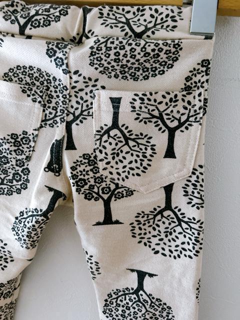 【西松屋 】森の動物柄レギンスパンツ 90cm < キッズ/ベビー 【西松屋 】森の動物柄レギンスパンツ 90cm < キッズ/ベビーの