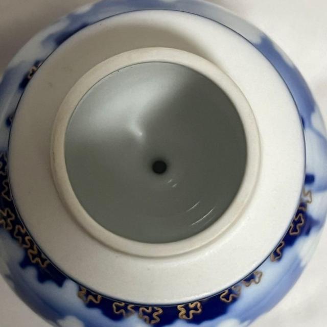 深川製磁 牡丹金ミル 沈香壷 冠付飾壺 染付金彩 18cm 蓋付壷 宮内庁御用達 有田焼 インテリア 染付 染錦 < インテリア/ライフ 深川製磁 牡丹金ミル 沈香壷 冠付飾壺 染付金彩 18cm 蓋付壷 宮内庁御用達 有田焼 インテリア 染付 染錦 < インテリア/ライフの