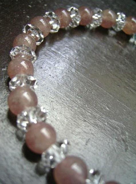 モスコバイトxカット水晶ブレスレット 天然石 パワーストーン < 女性アクセサリー/時計 モスコバイトxカット水晶ブレスレット 天然石 パワーストーン < 女性アクセサリー/時計の